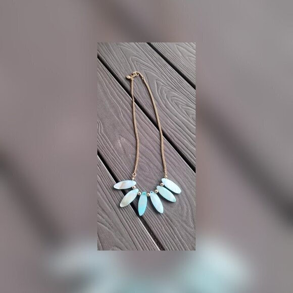 Frosted Aqua Petals Pendant Necklace 🌴 - Picture 5 of 9